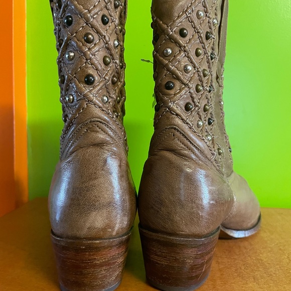 FRYE ,Brown Studded Leather Boots wonderful condition, made in SPAIN . - Picture 7 of 12